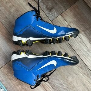 Nike Alpha Shark 2 football cleats youth size 8